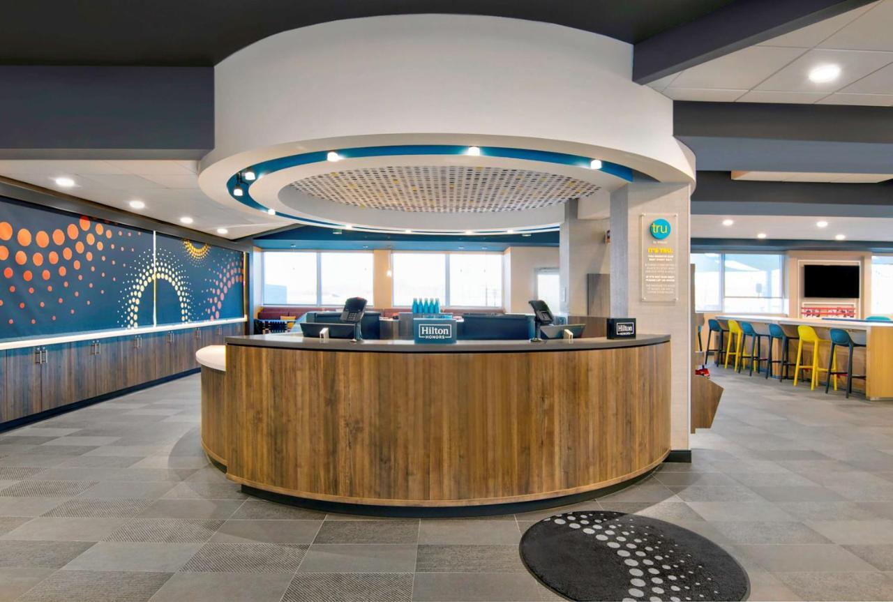 Tru By Hilton Ashburn One Loudoun, Va Hotel Exterior photo